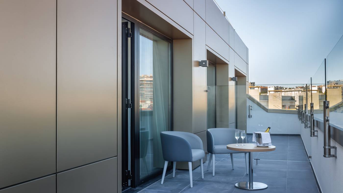 Lisbon-Sao-Bento-Hotel-Room-17