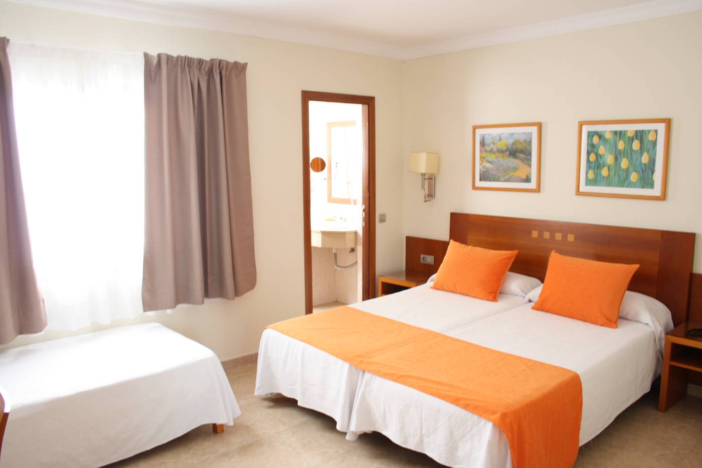 Pujol-Room-5