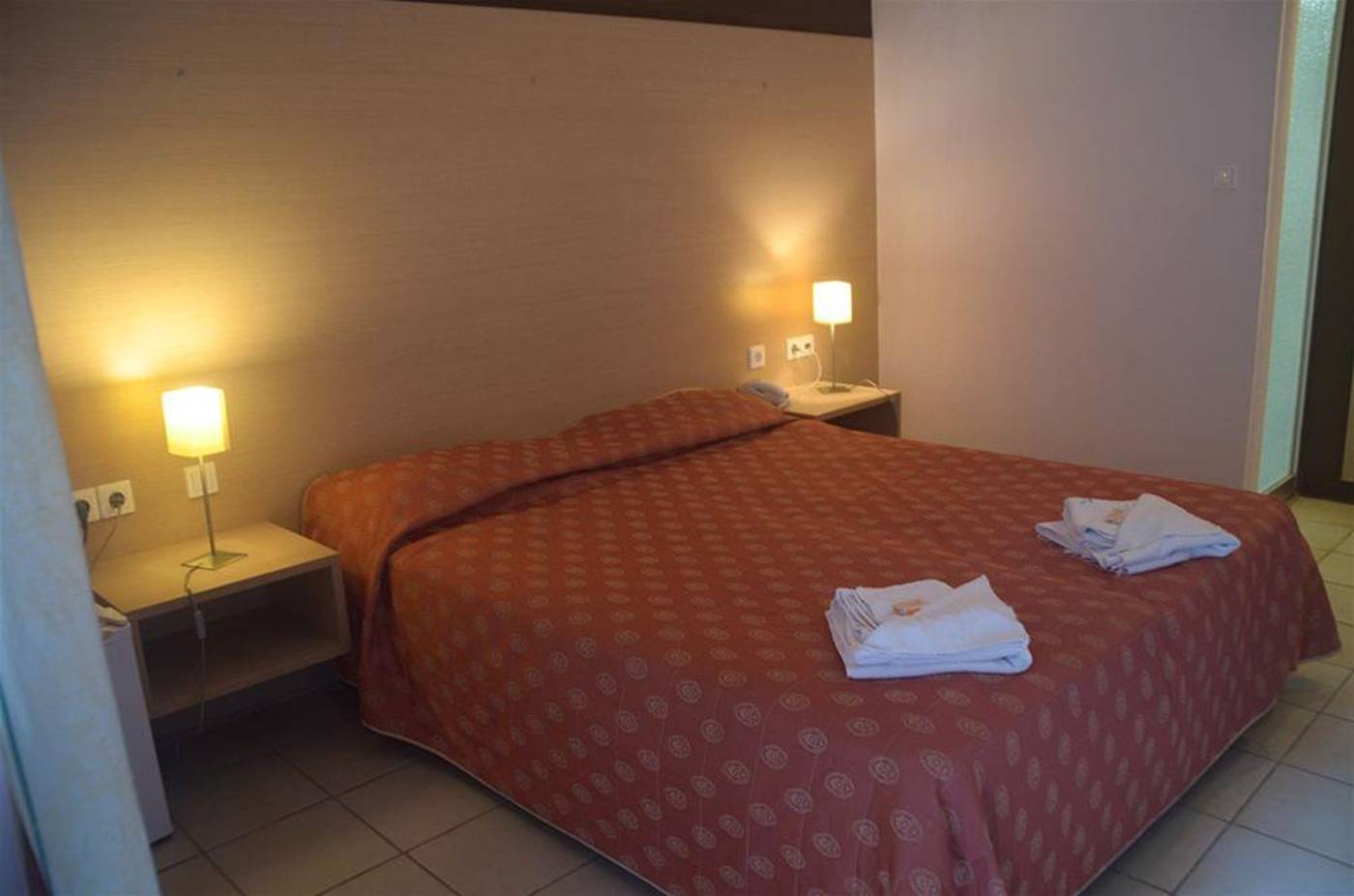 Sandy-Beach-General-view-23