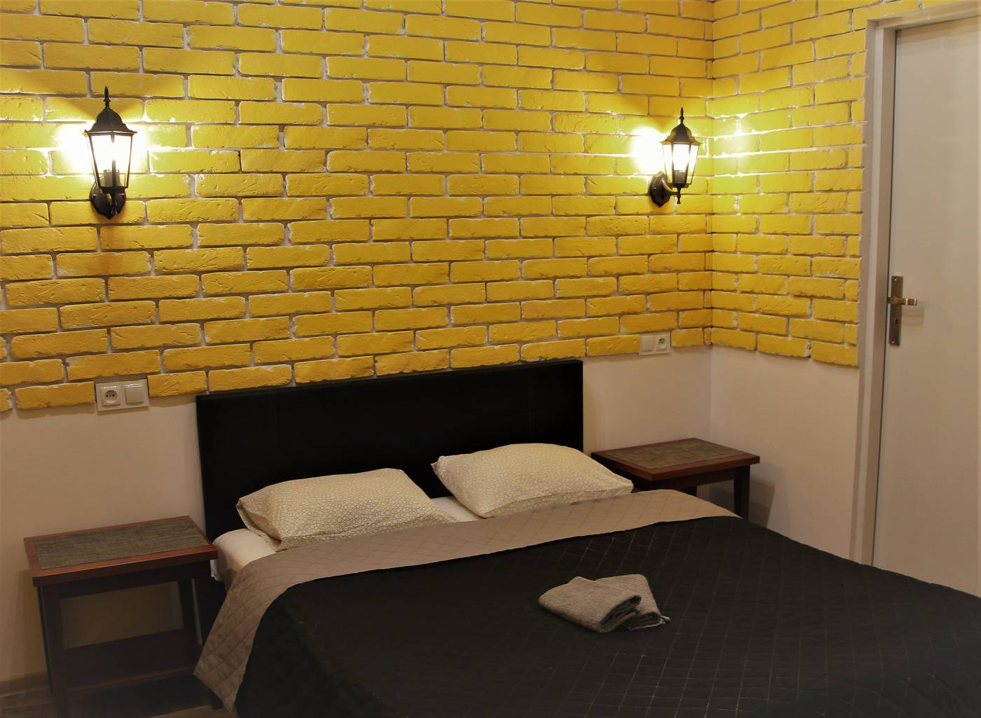 Lorf-Hostel-Coffee-Room-70