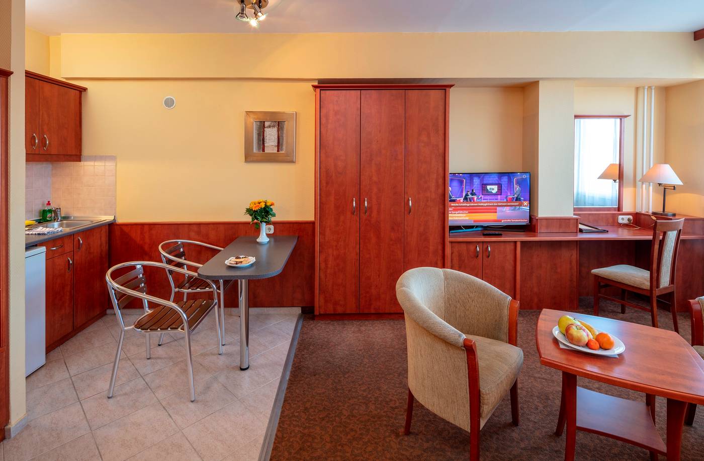 Hotel-Charles-Room-23