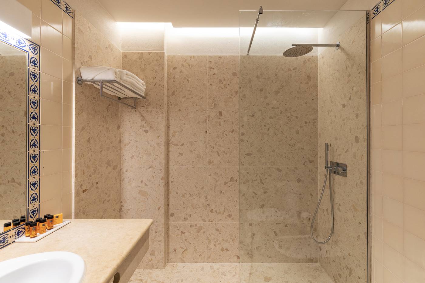 Belavista-Da-Luz-Room-43
