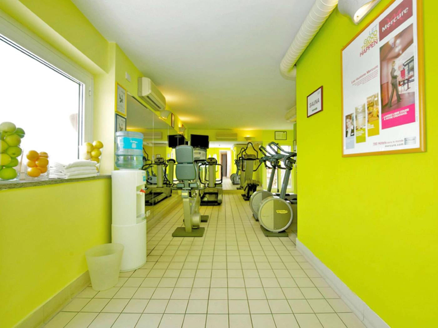 Mercure-Roma-Corso-Trieste-Sports-and-Entertainment-78