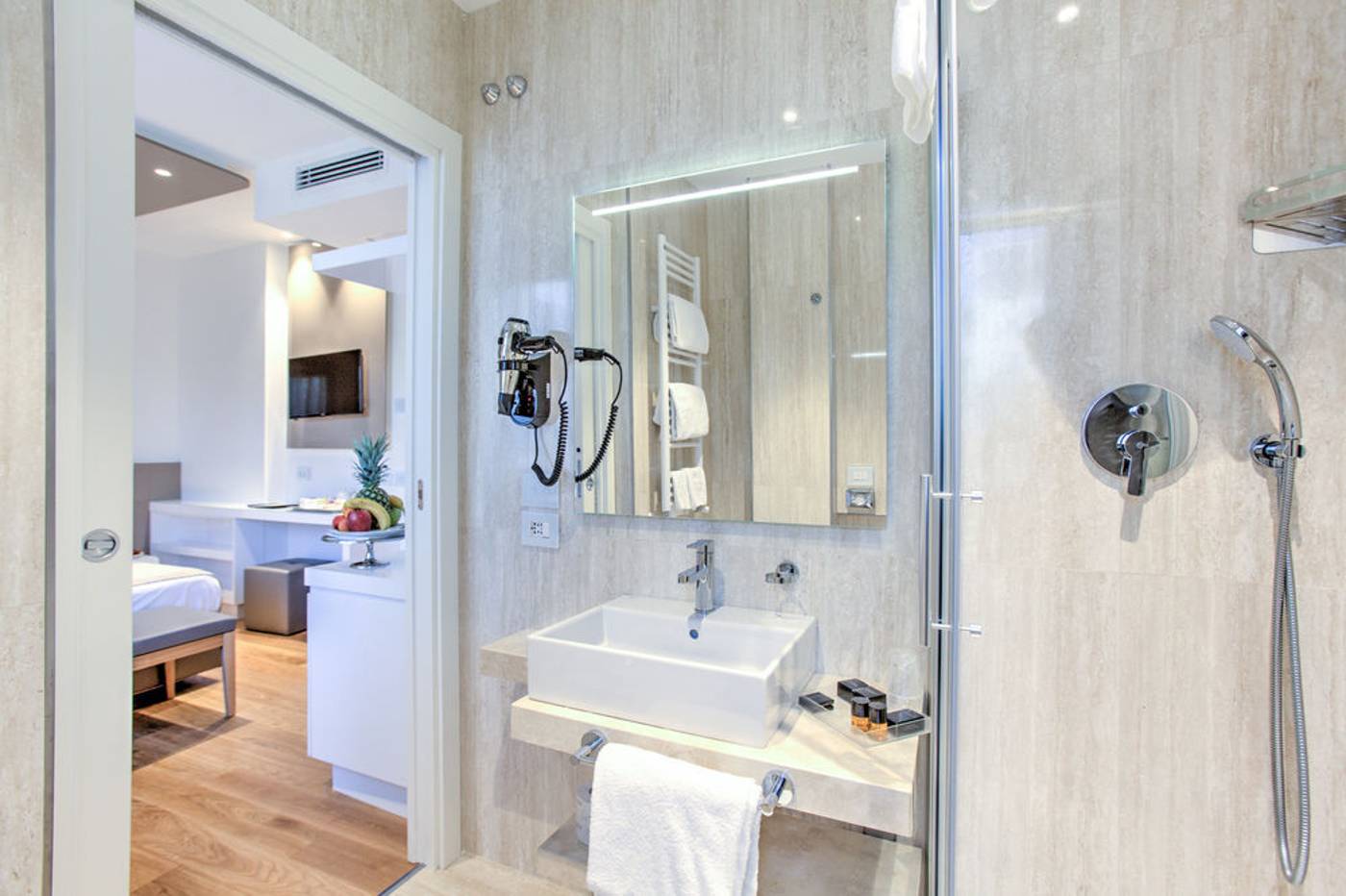 MH-Florence-Hotel---Spa-Room-28