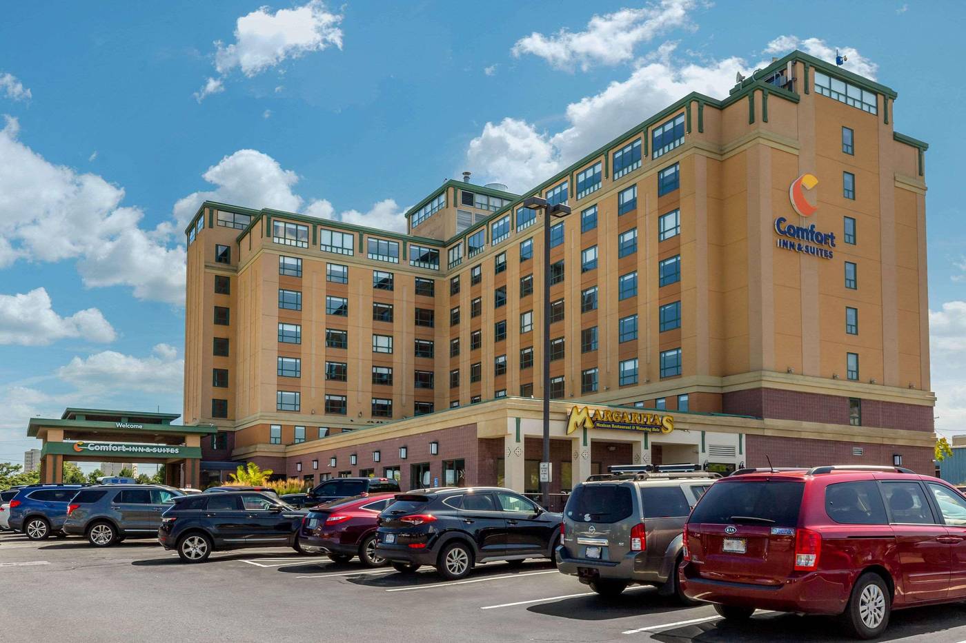 Comfort-Inn---Suites-Logan-Airport-General-view-61
