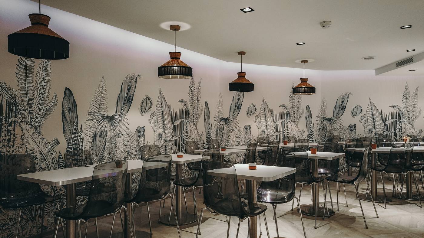 At-Gare-du-Nord-General-view-11