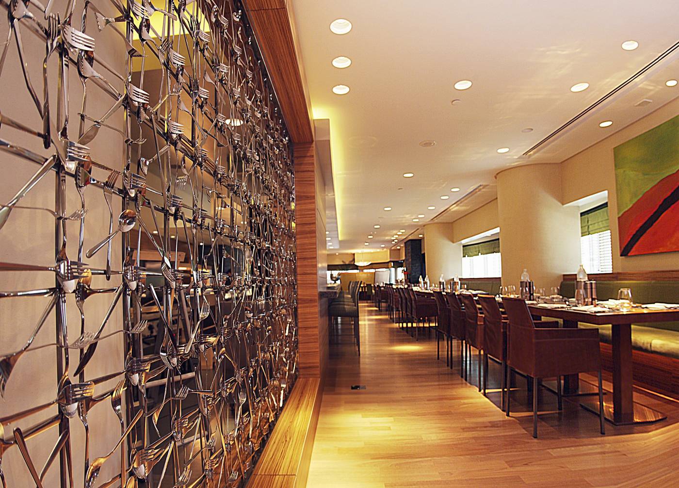 Towers-Rotana-Restaurant-43