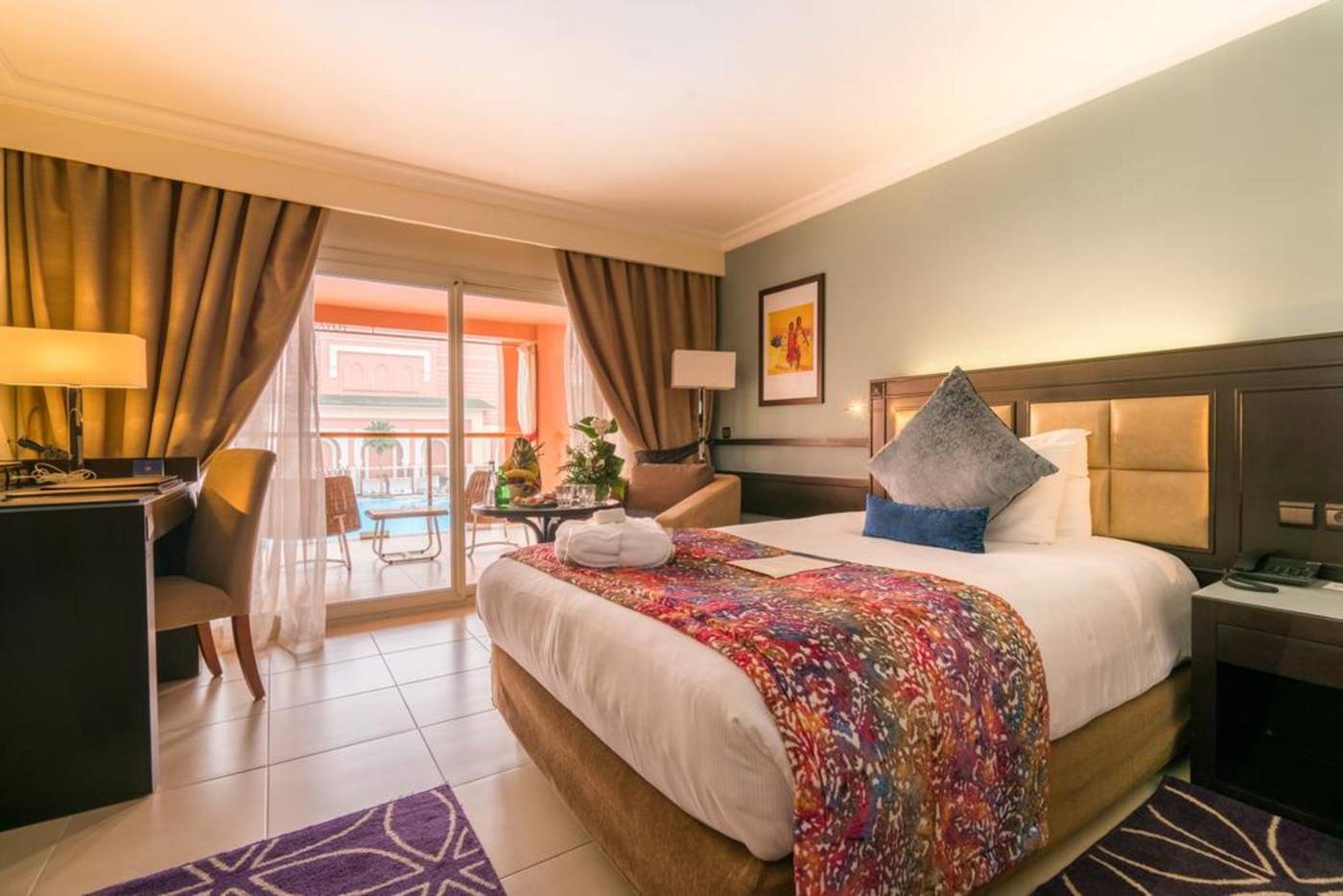 Savoy-Le-Grand-Hotel-Room-11