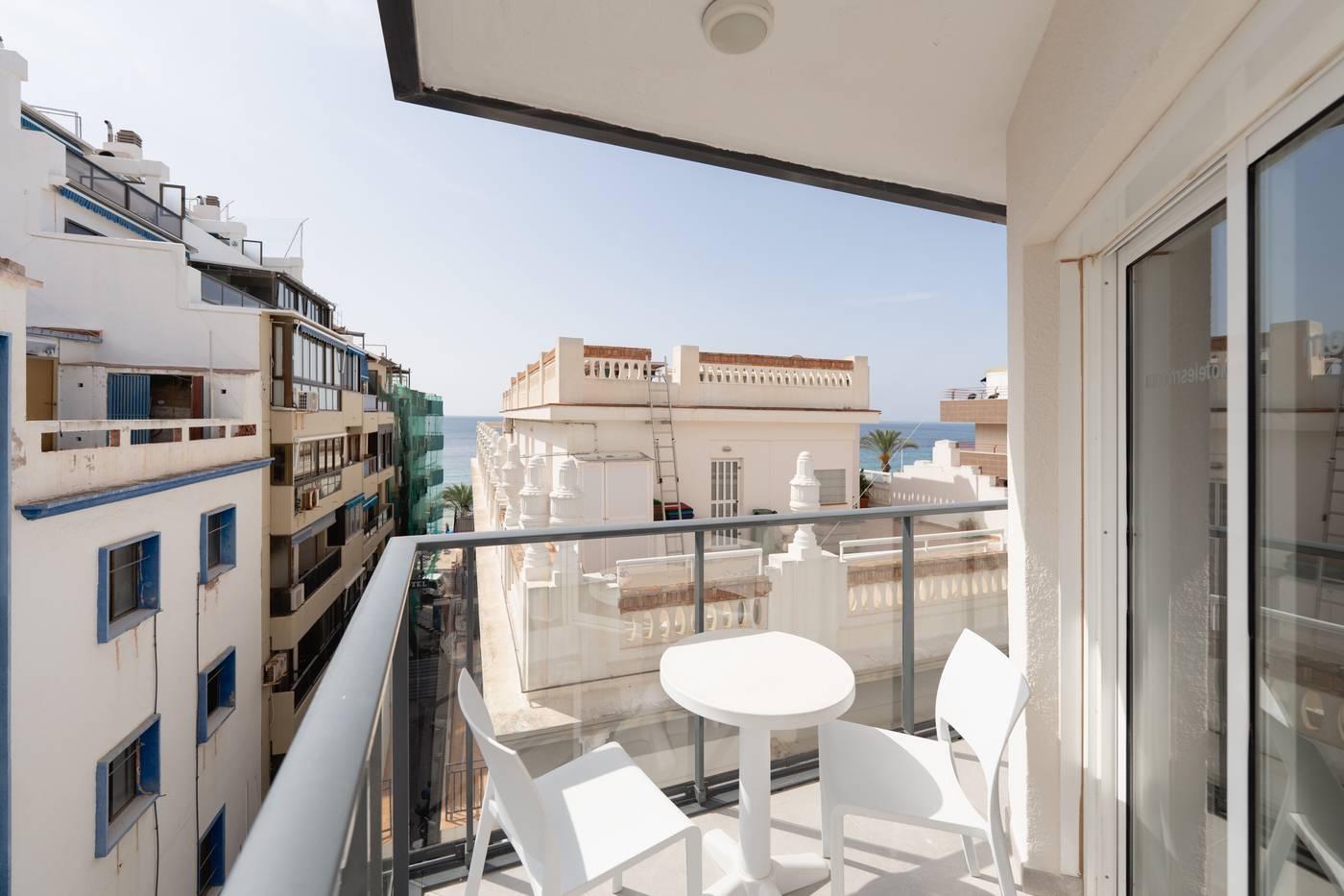 22.07.25 Rh Sol Hotel