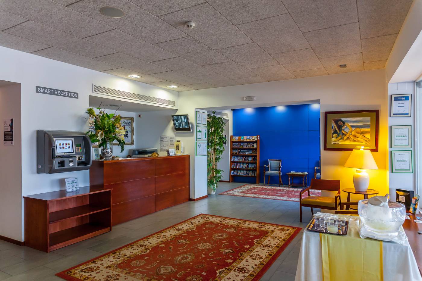 Platjador-Hotel-Lobby-30