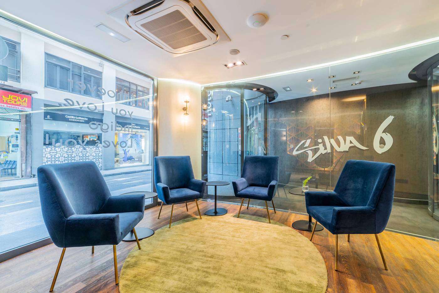 Hotel-Indigo-Madrid---Gran-Via-General-view-22