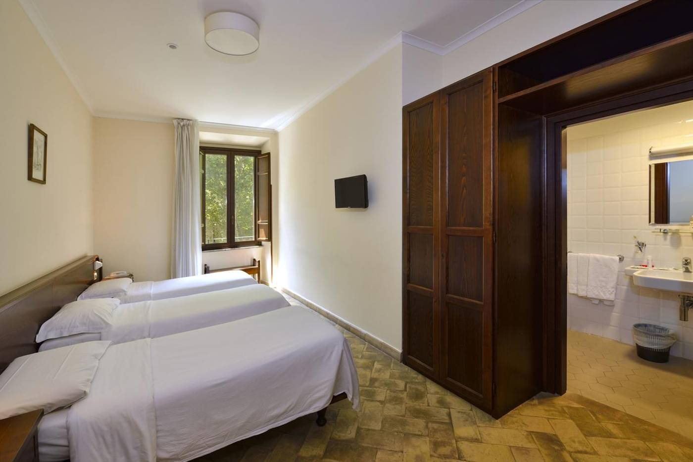 Hotel-Casa-I-Cappuccini-Room-12