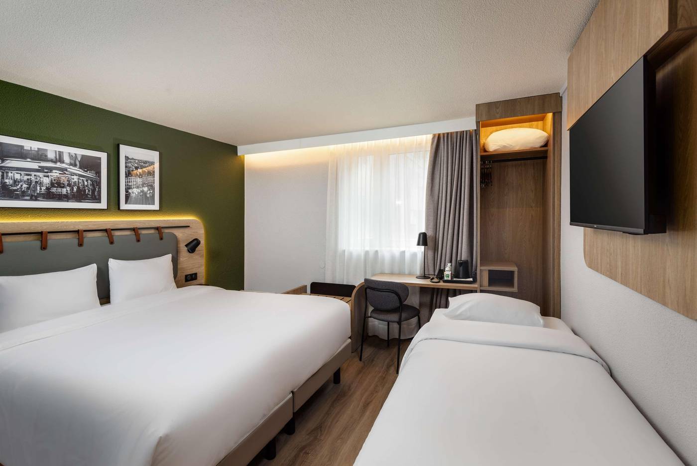 CAMPANILE-MARNE-LA-VALLEE--------Bussy-Saint-Georges-Room-10