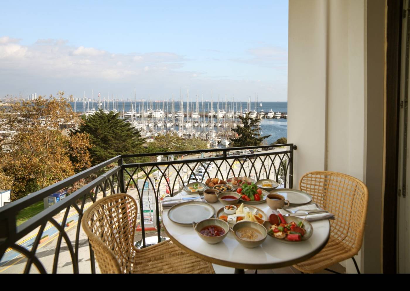 39-KalamIs-Marina-Hotel-Room-5