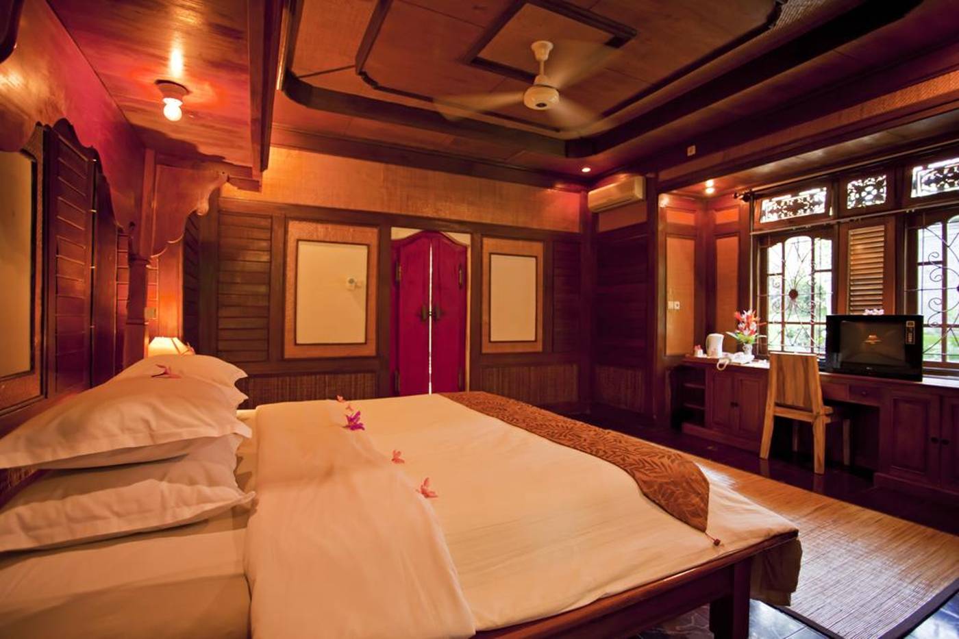 Artini 2 Cottages-Indonesia-Bali-Room-8