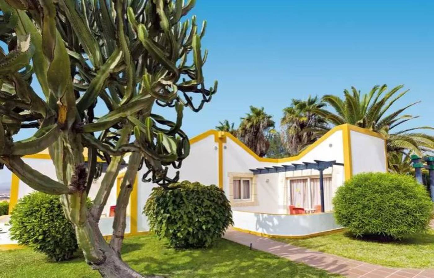 Vip-Villas-Caleta-Dorada-General-view-2