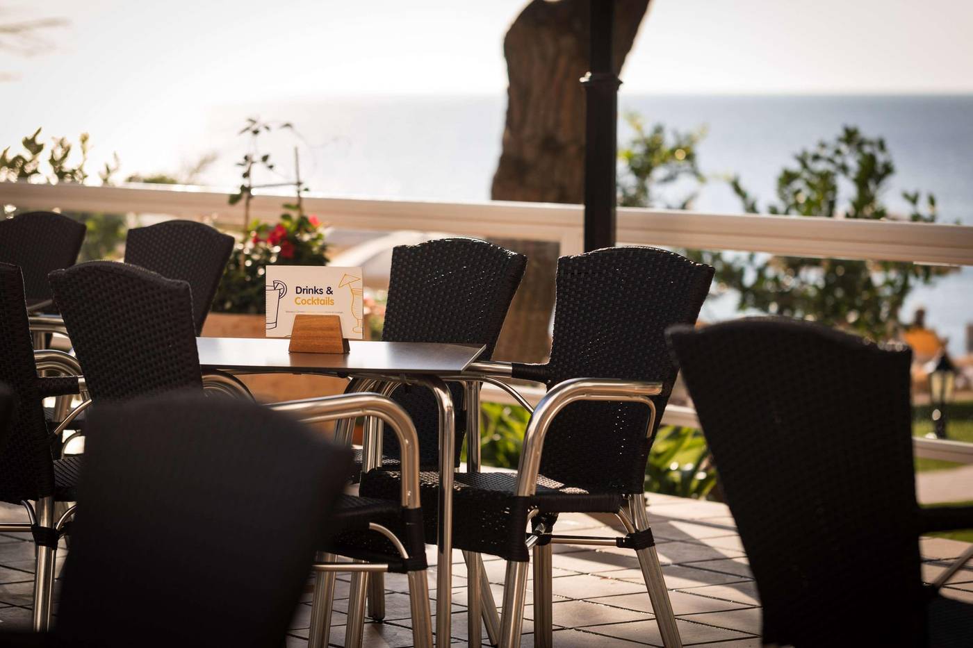 htop-Caleta-Palace-Bar-68