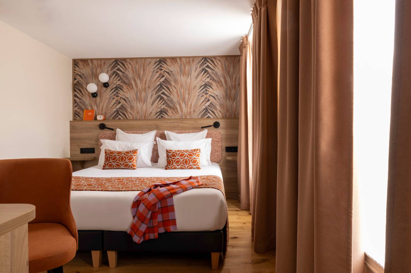 Hotel-Theoreme-Room-18