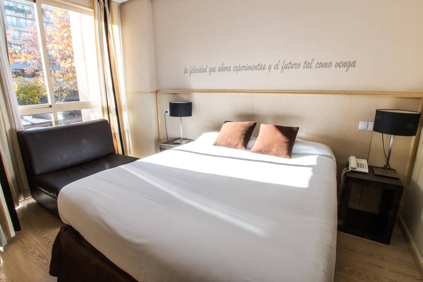 Hotel-Suites-Feria-de-Madrid-Room-21
