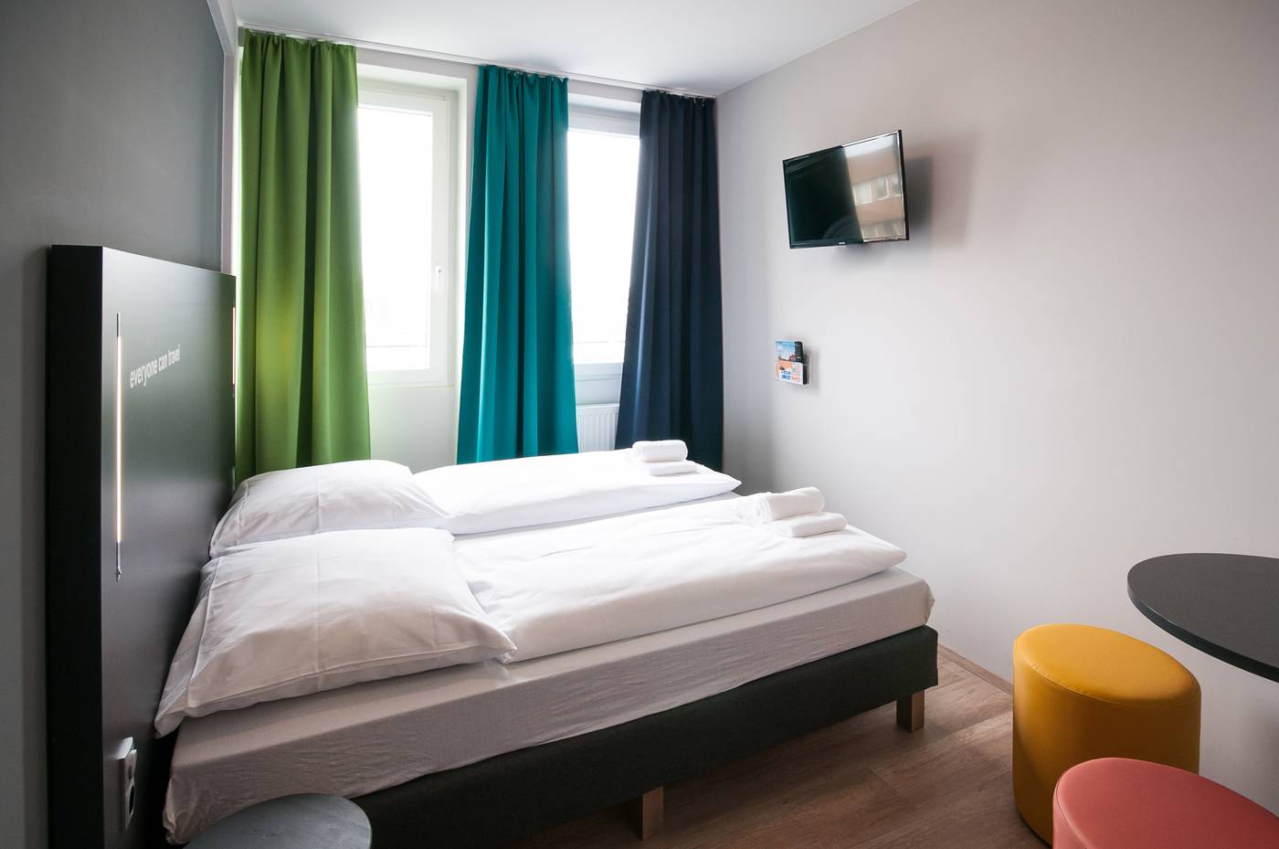 a&o Bremen Hauptbahnhof-Germany-BREMEN-Room-6