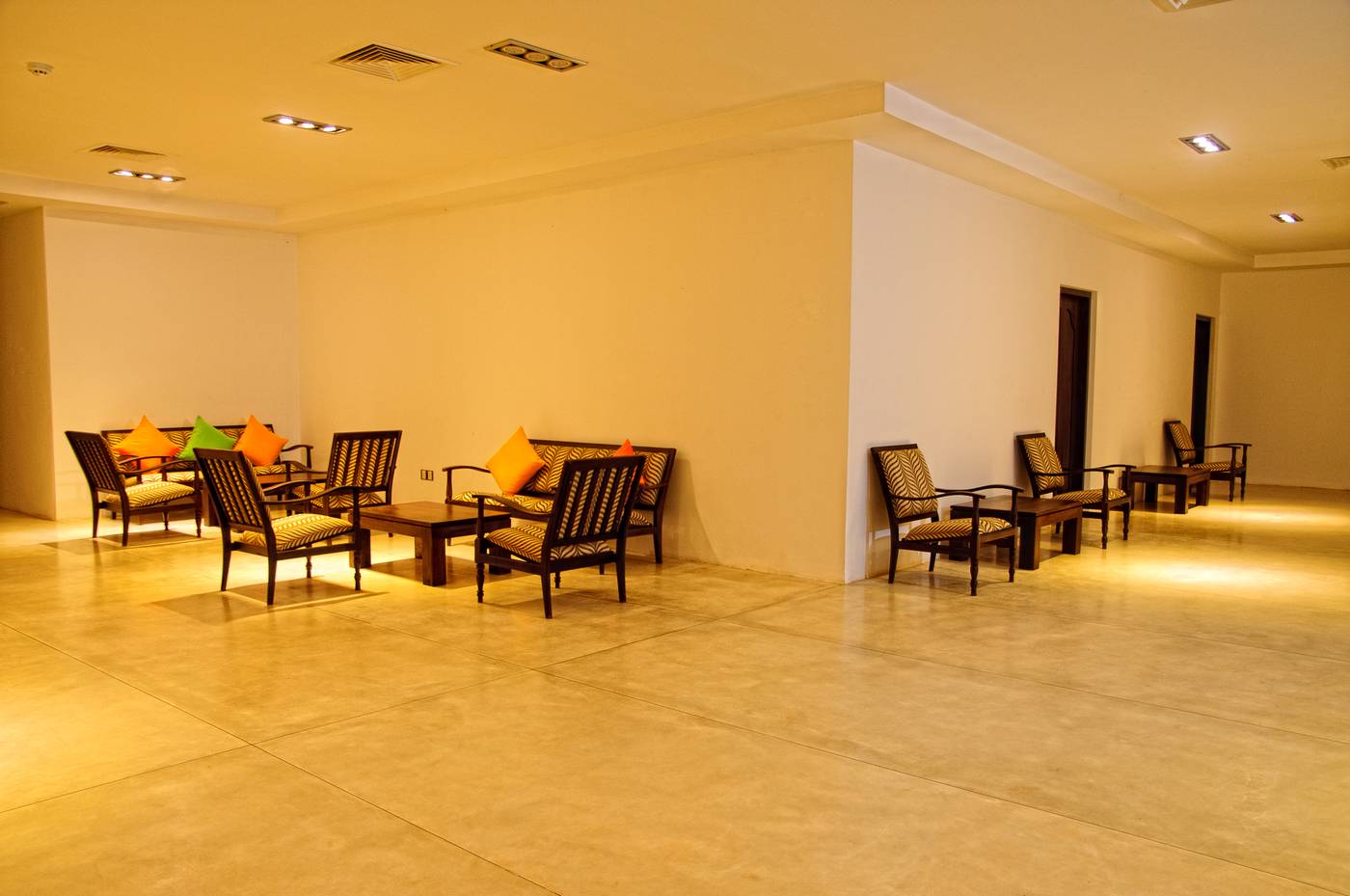 Rajarata-Hotel-Anuradhapura-Lobby-14