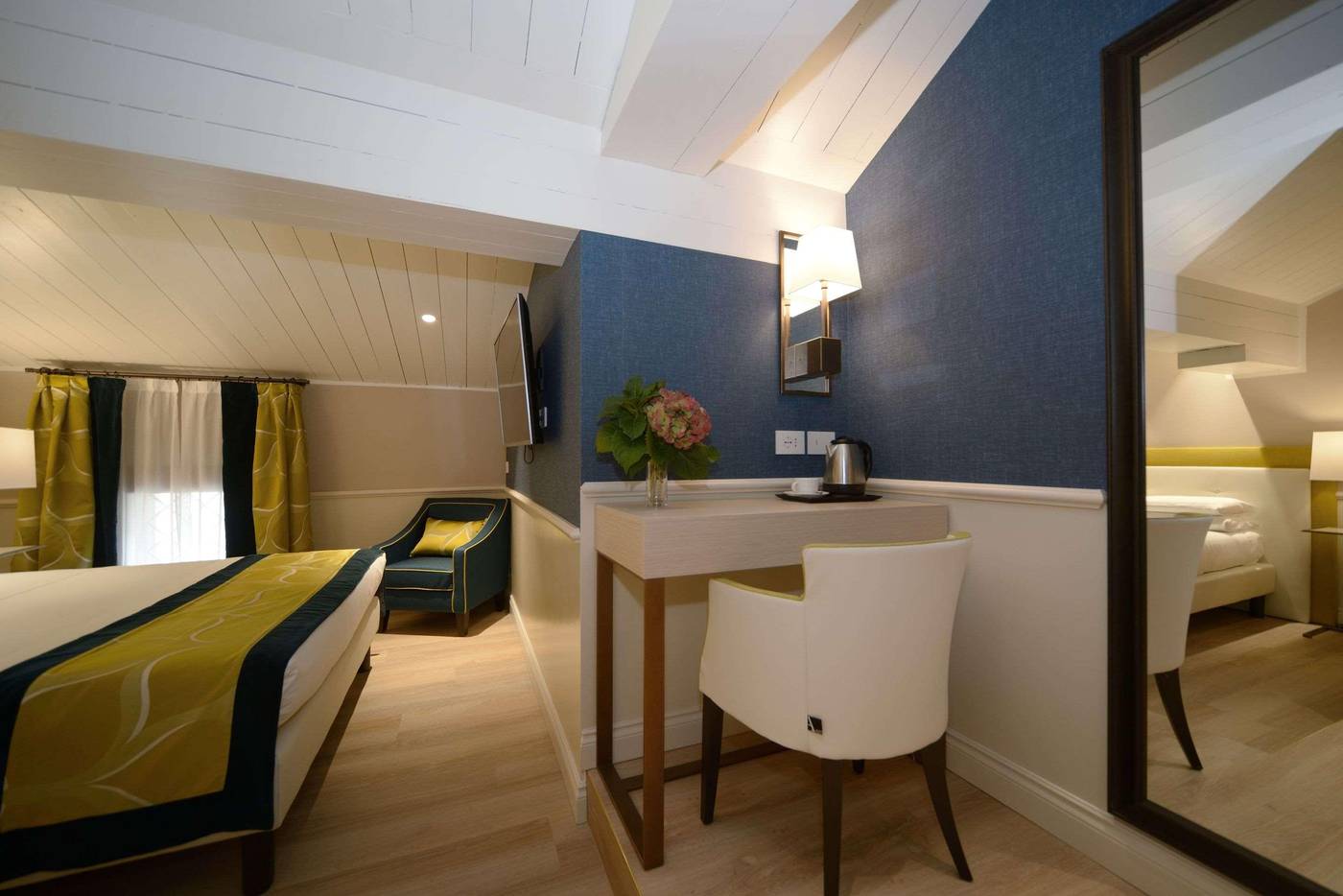 Best-Western-Hotel-Canon-d-Oro-Room-26