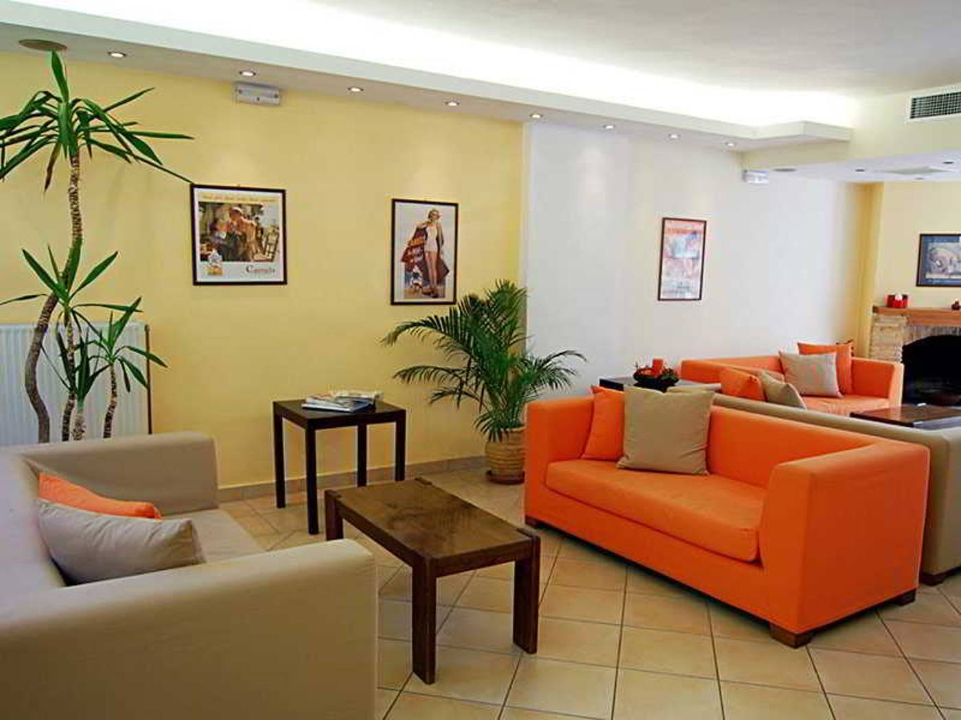 Yria-Lobby-23