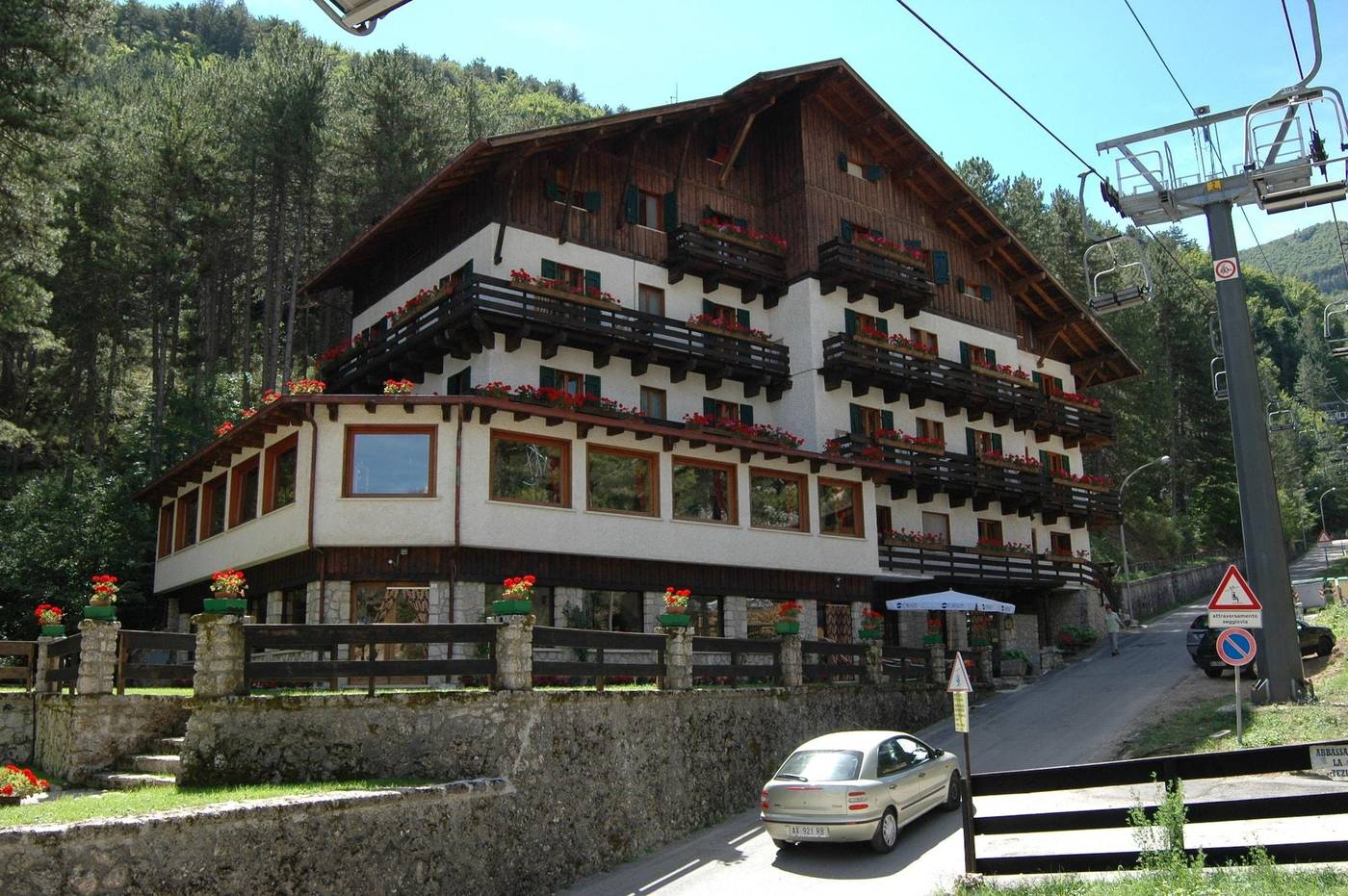 Hotel Mille Pini-Italy-SCANNO-General view-3