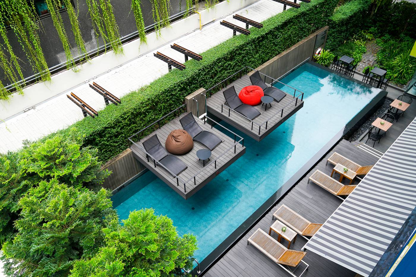 Lit-Bangkok-Hotel-Pool-62