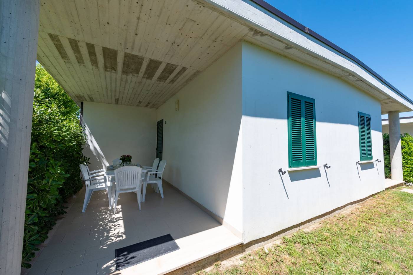 Club-del-Sole-Stork-Family-Collection-Room-72