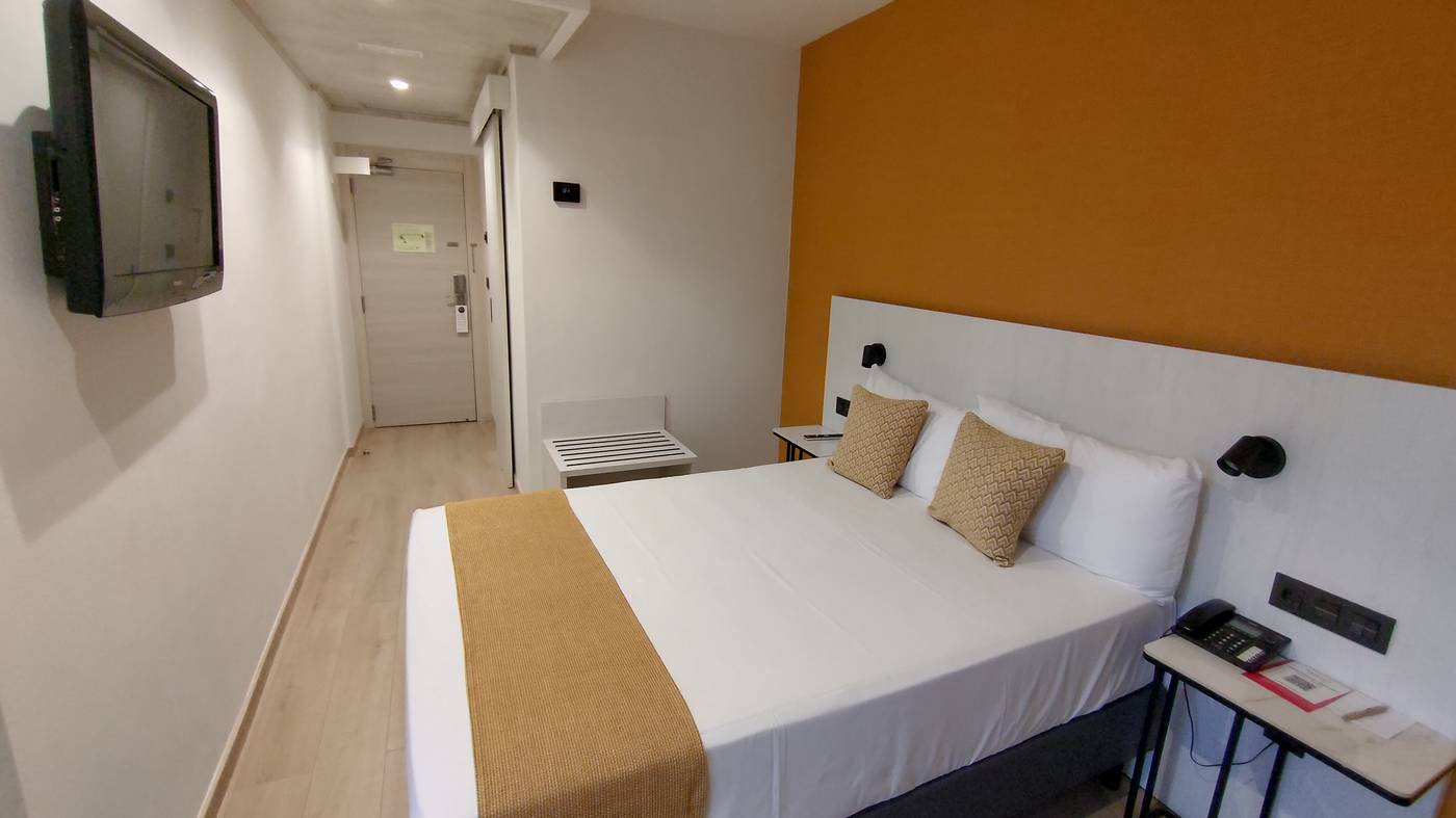 Ramada-Resort-by-Wyndham-Puerto-de-Mazarron-Room-45