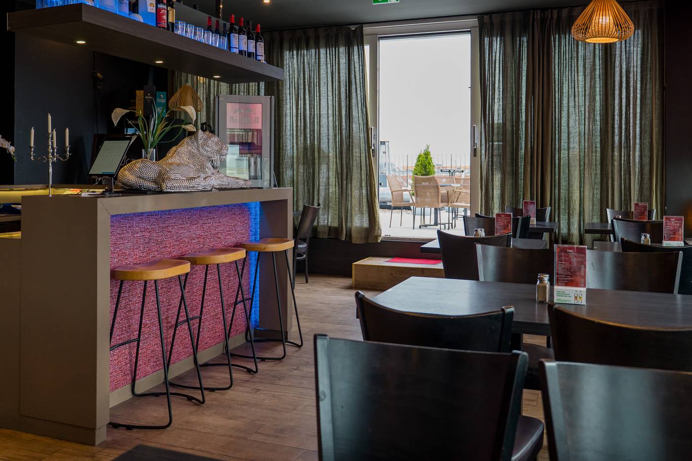 Two-Hotel-Berlin-by-Axel-Restaurant-13