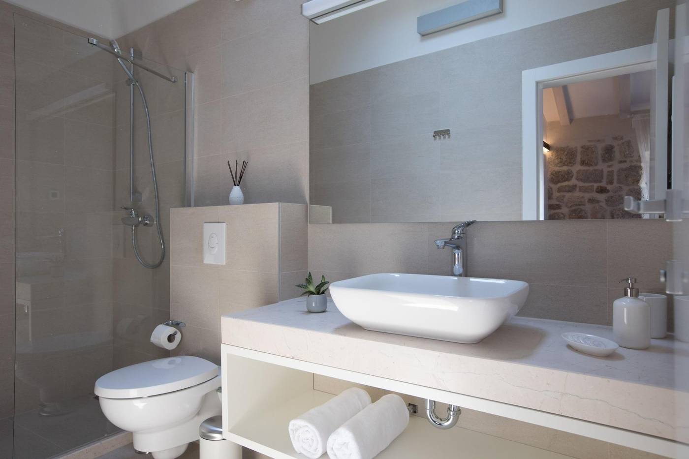 Bova-Luxury-Rooms-Room-28