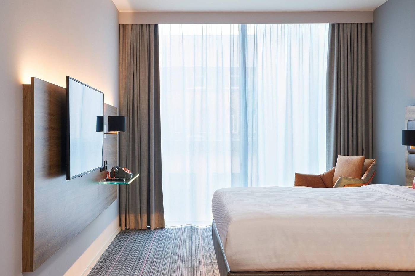 Moxy-Dublin-City-Room-29