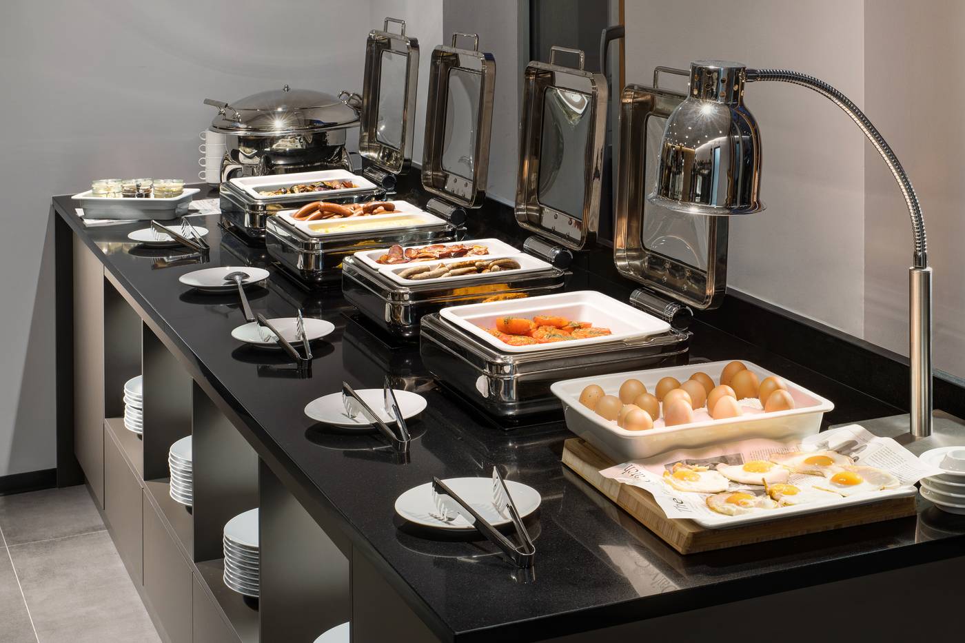 Mamaison-Residence-Downtown-Restaurant-27