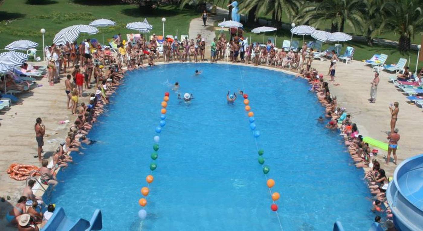 Ozkaymak-Incekum-Hotel-Pool-11