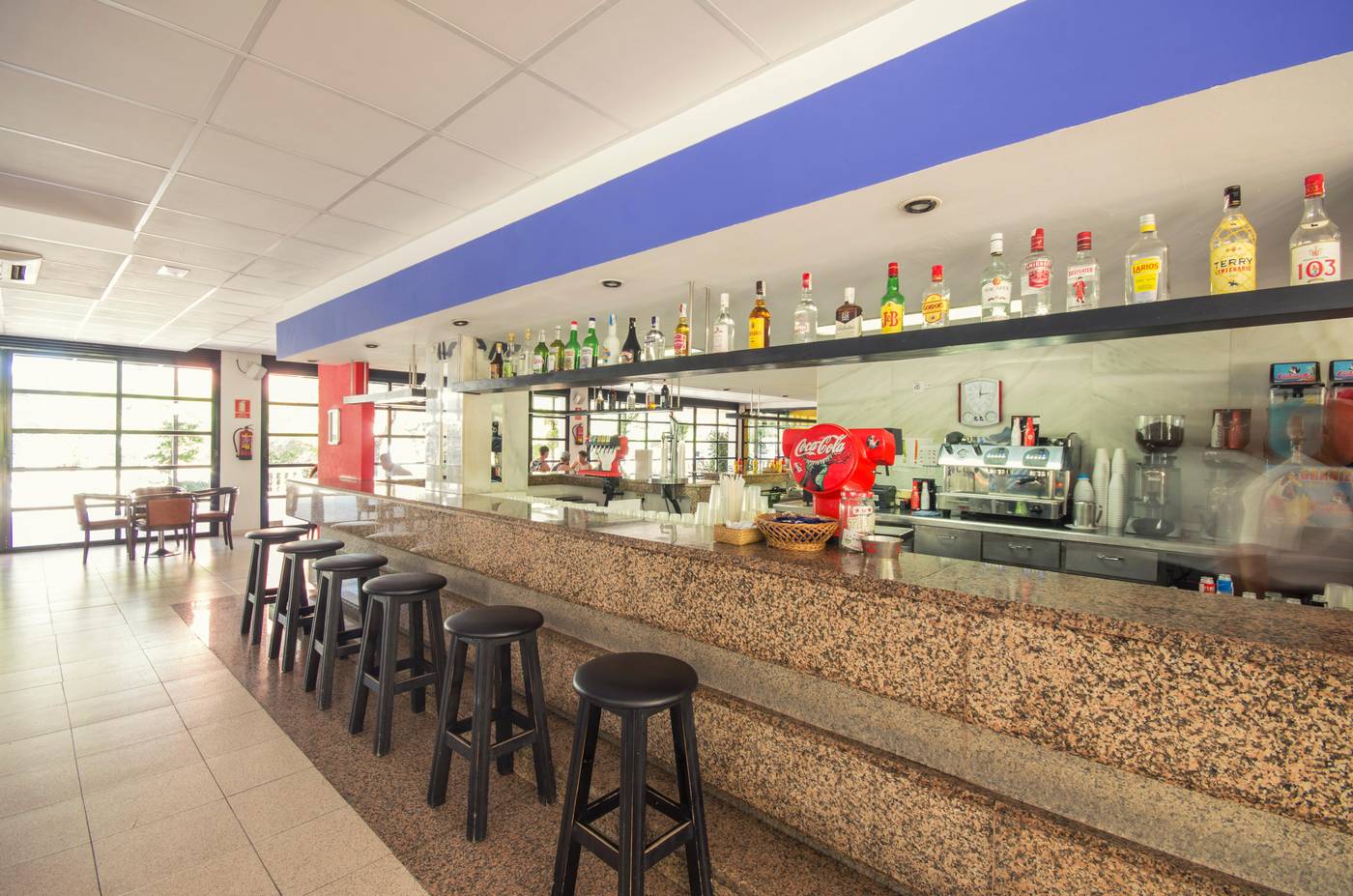 Azuline-Hotel-Mar-Amantis-Bar-44