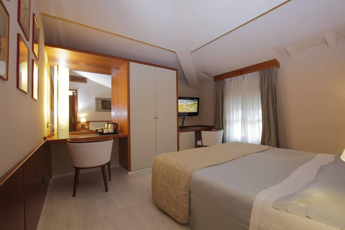 Albergo-Celide-Room-4