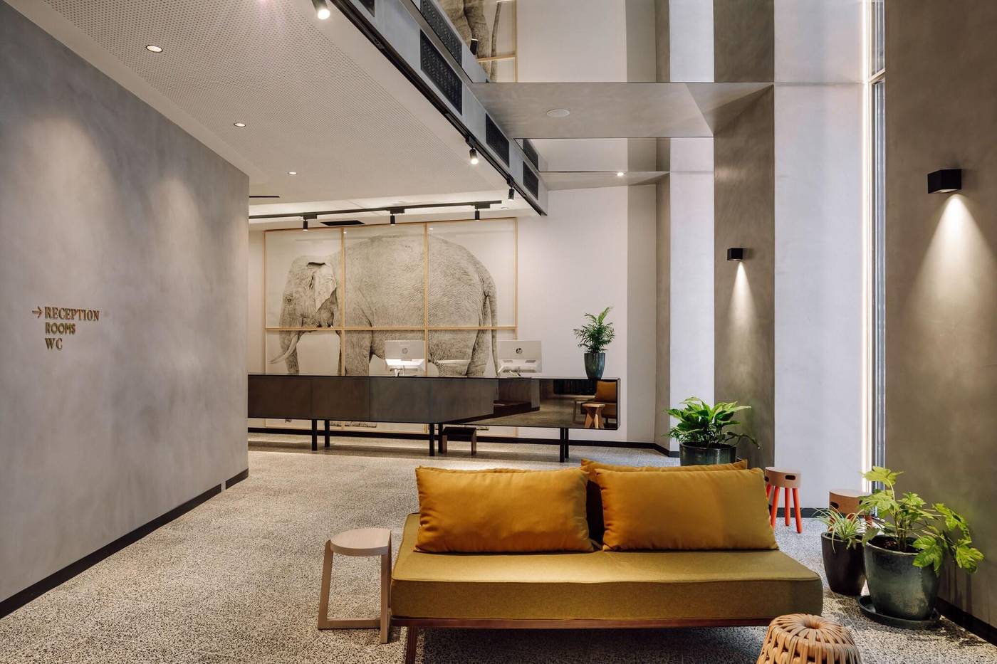 Hotel-Hotel---Member-Of-Design-Hotels-Lobby-11