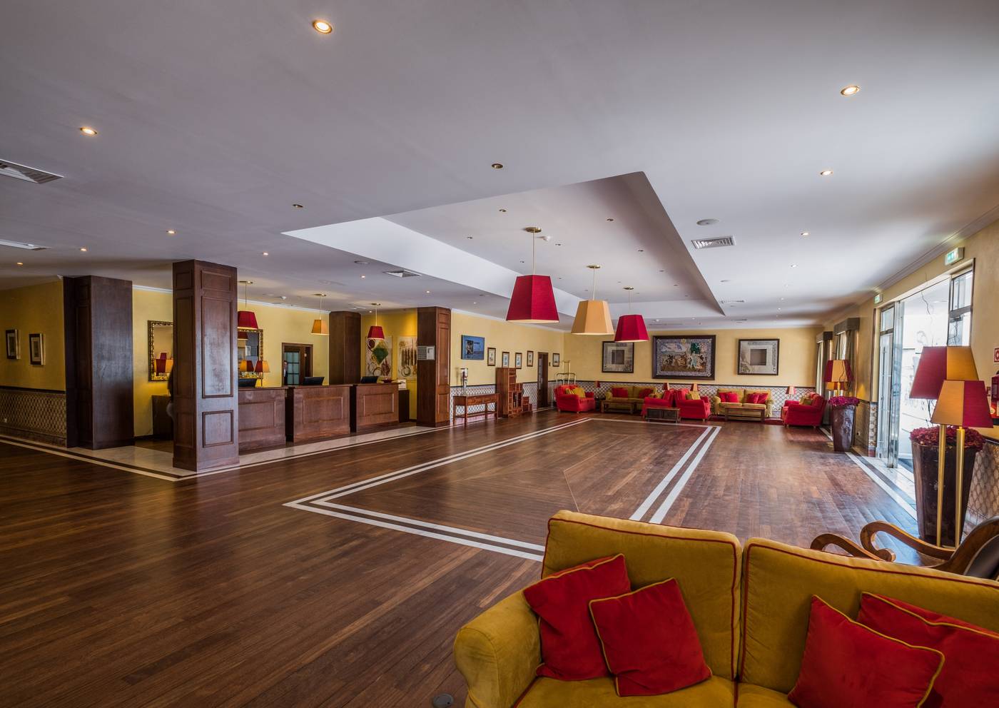 Vila-Gale-Ericeira-Lobby-9