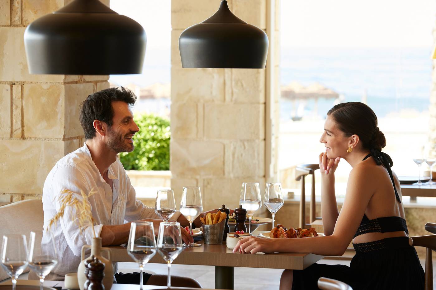 Asterion-Suites---Spa--Designed-for-Adults-Restaurant-25