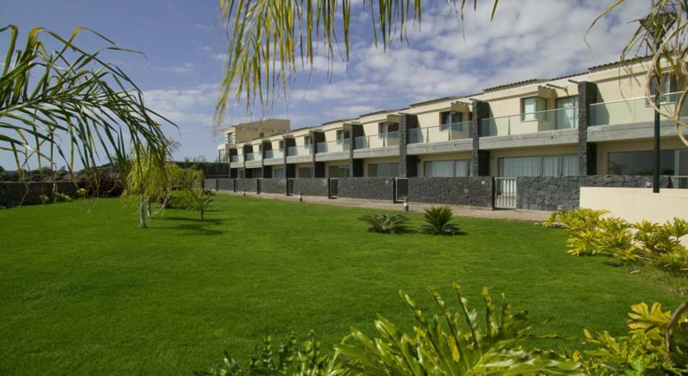 Sun-Bay-Villas-General-view-11