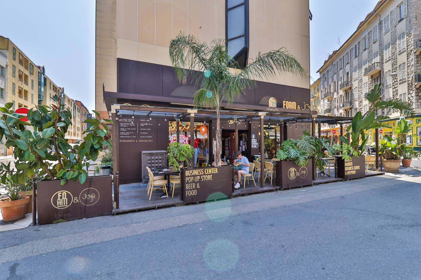 Hotel-du-Pin-Nice-Port-Terrace-3