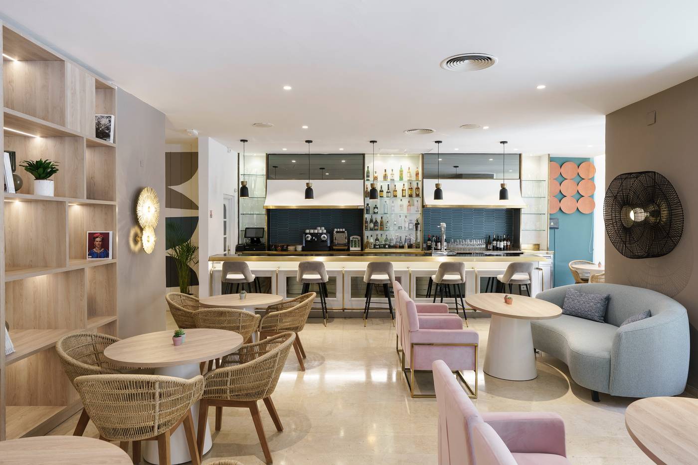 AluaSoul-Costa-Malaga-adults-reccommended-Bar-54