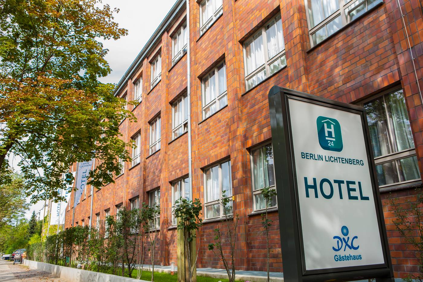 H24 Hotel Berlin Lichtenberg-Germany-Berlin-General view-2