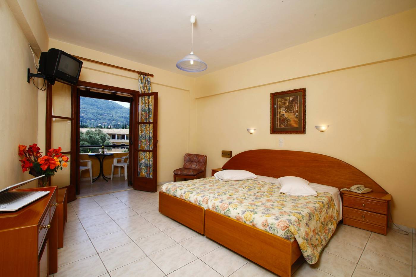 Bintzan-Inn-Room-17