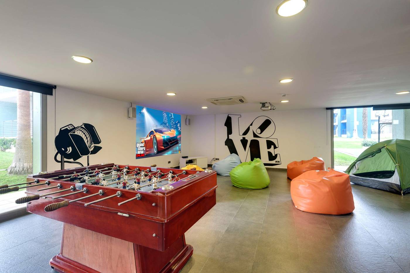 Occidental-Menorca-Sports-and-Entertainment-62