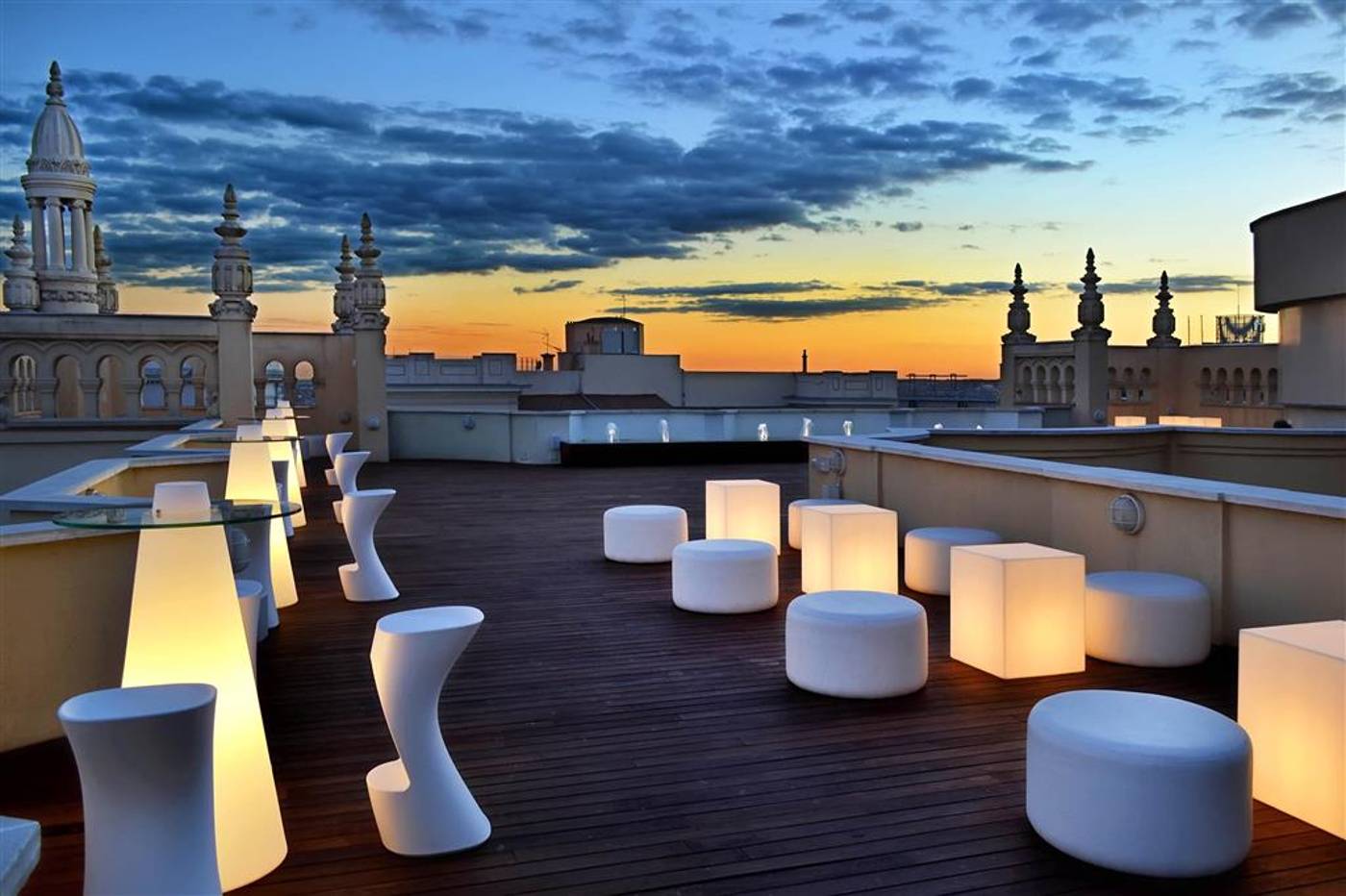 TRYP-Madrid-Cibeles-Hotel-General-view-50