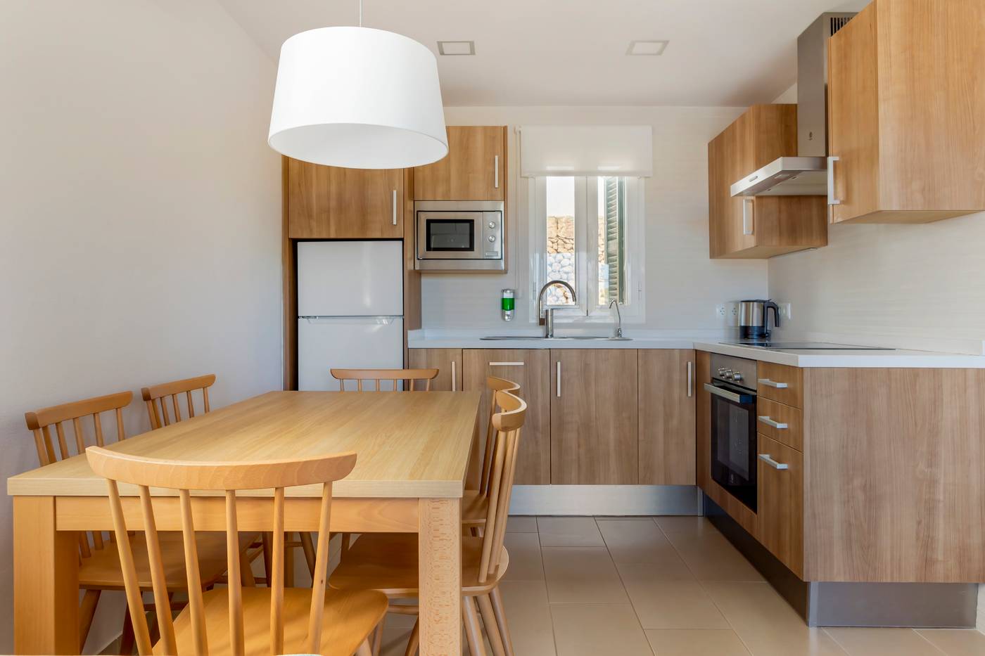 White-Sands-Beach-Club-Room-22