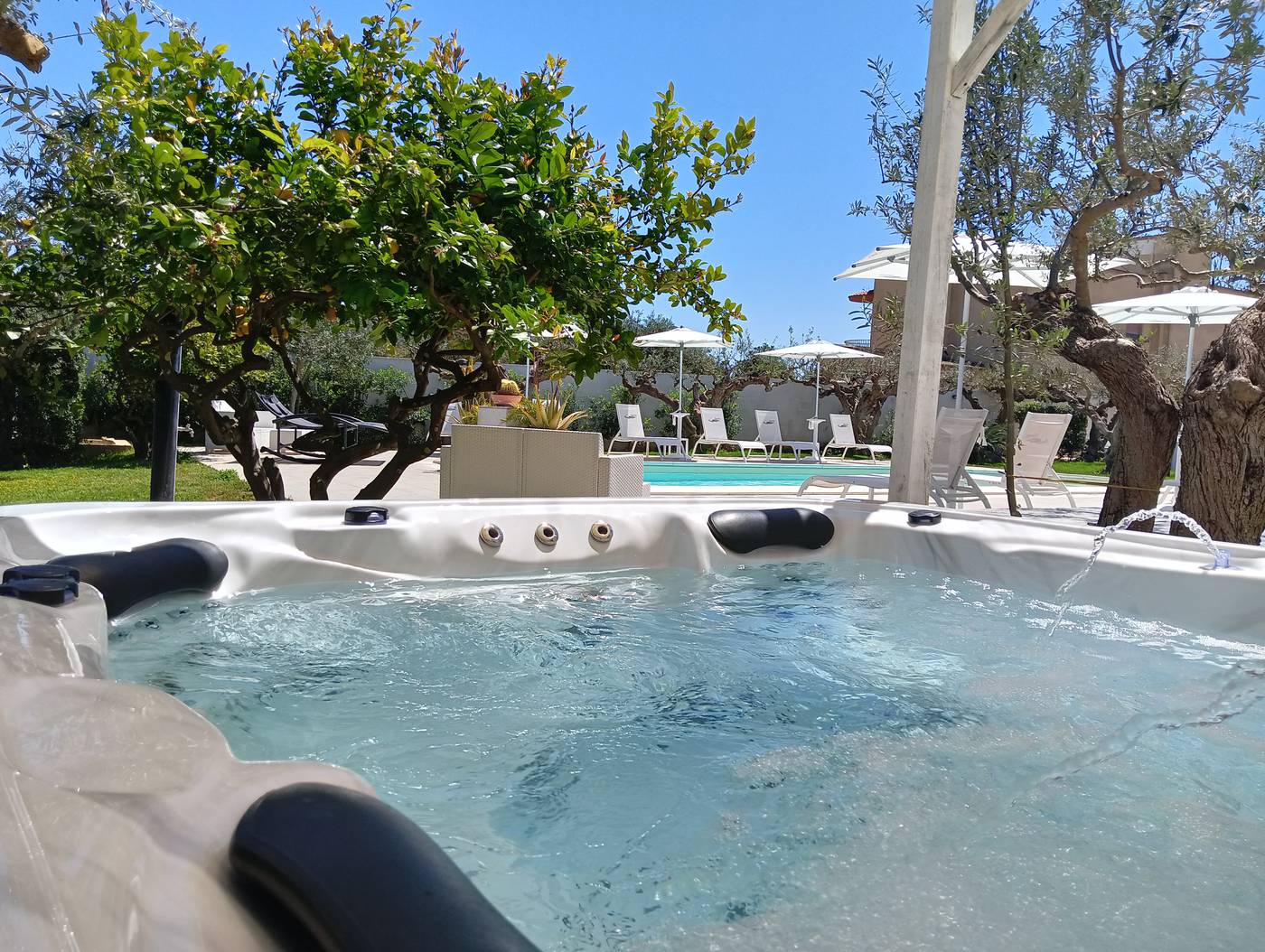 Signorino-Eco-Resort---spa-Pool-8